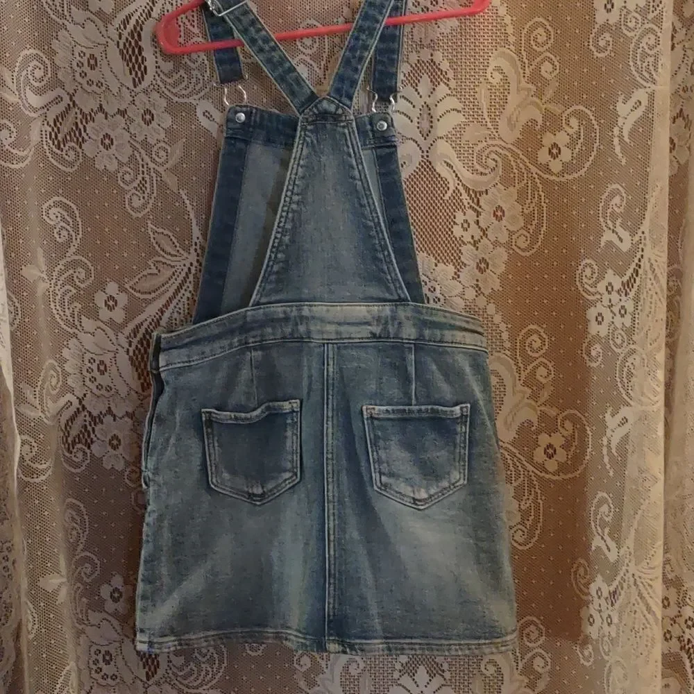 Denim‎ adjustable strap jumper girls size 7-8 red lady bug applique back pockets